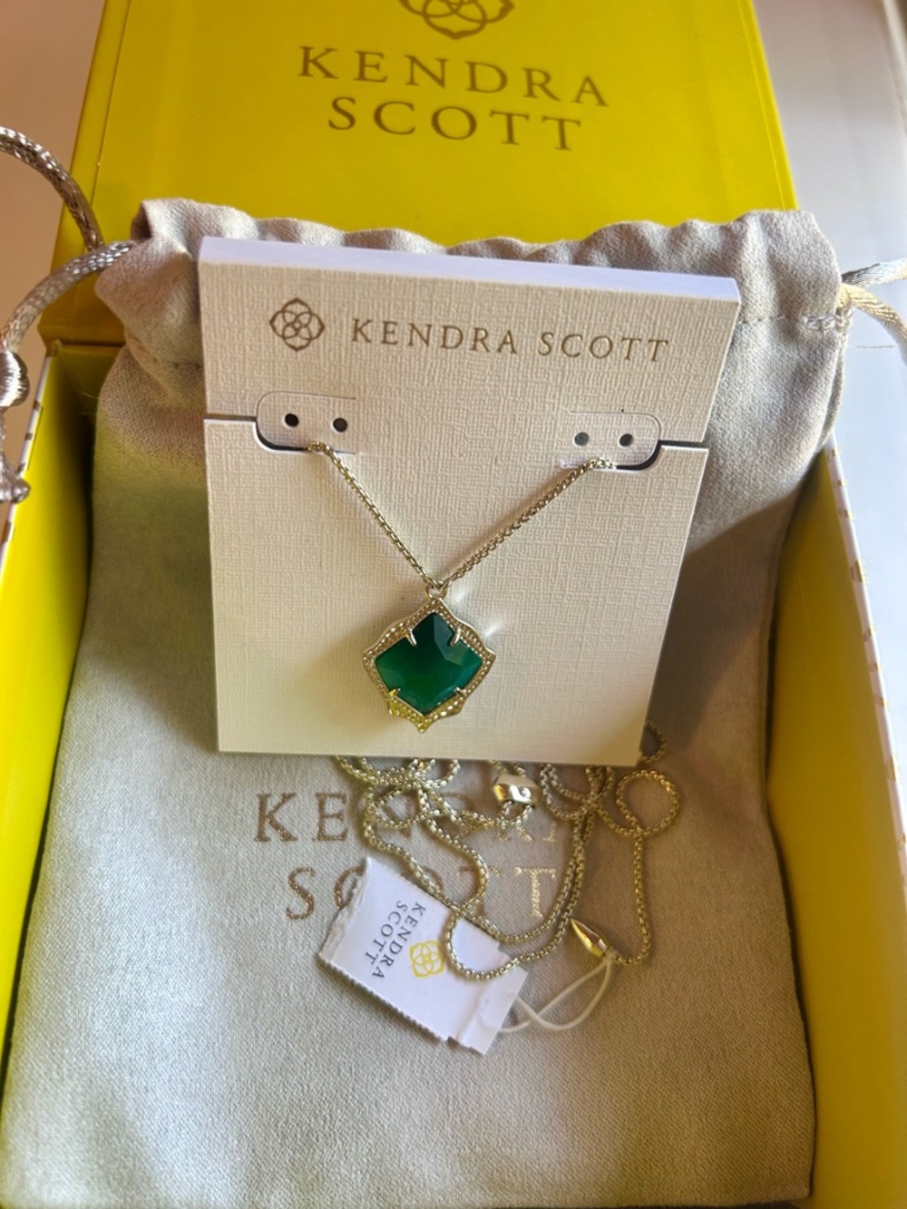 Kendra Scott Kacey Adjustable Necklace with Emerald Green Quatrefoil Pendant